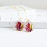 August birthflower necklace, personalized birthday gift, pressed flower jewelry, Gladiolus flower - Image 3