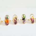 Personalized birth flower ring, birth month flower jewelry, personalized birthday gift for her, nature inspired ring, custom resin ring - Image 5