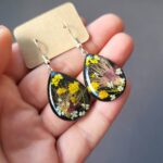 Gift for her, real flower earrings, resin jewelry, unique gift for her, nature jewelry, botanical jewelry, resin earrings - Image 2