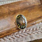 Real flower ring, black resin ring, plant ring, nature resin ring, nature jewelry, resin jewelry, unique resin rings, botanical jewelry - Image 2